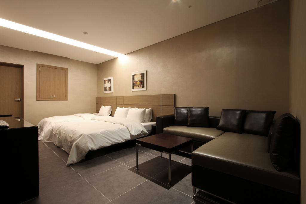 Antives Hotel Kōyō Zimmer foto